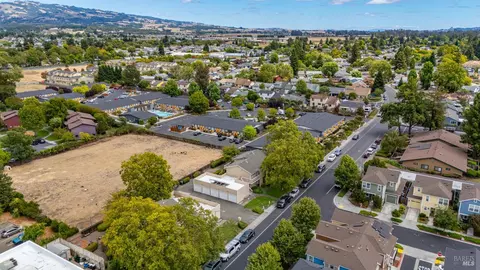 View/Area - 8276 Lancaster Dr, Cotati, CA 94931 photo 3 of 8
