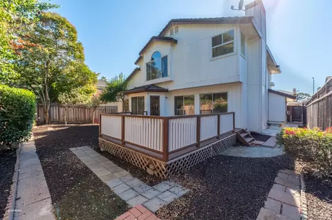 Exterior - 7036 Edinburgh Ct, Windsor, CA 95492 photo 5 of 6