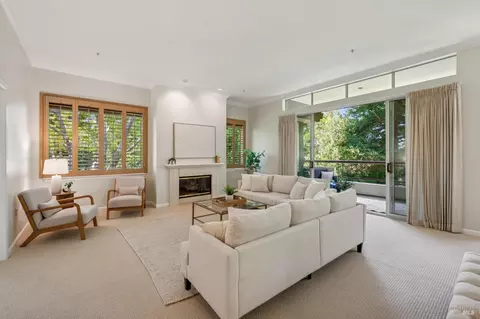 600 Deer Valley Rd #1R, San Rafael, CA 94903