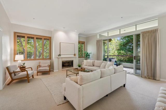 600 Deer Valley Rd #1R, San Rafael, CA 94903