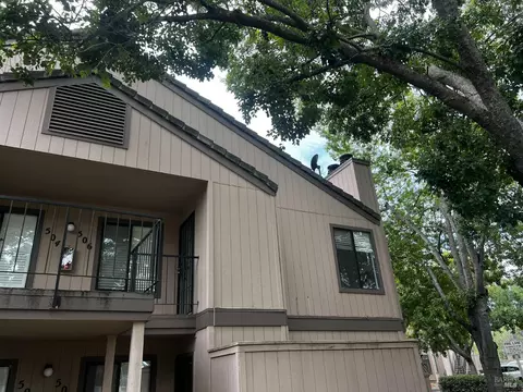 1801 Marshall Rd #506, Vacaville, CA 95687