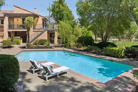 Exterior - 1685 Estee Ave, Napa, CA 94558 photo 3 of 30
