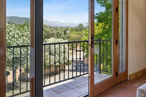 Entry Way - 1685 Estee Ave, Napa, CA 94558 photo 1 of 4