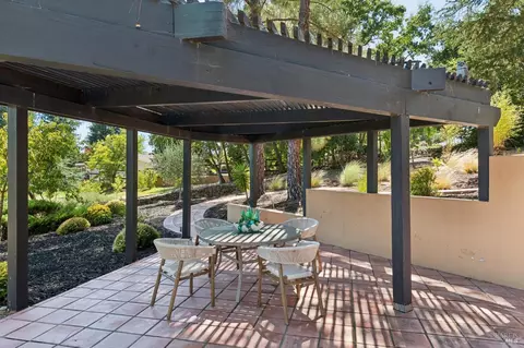 Exterior - 1685 Estee Ave, Napa, CA 94558 photo 23 of 30