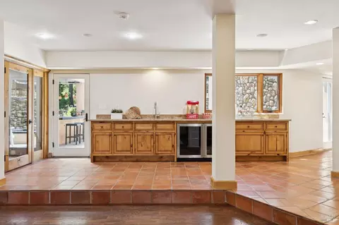 Entry Way - 1685 Estee Ave, Napa, CA 94558 photo 4 of 4