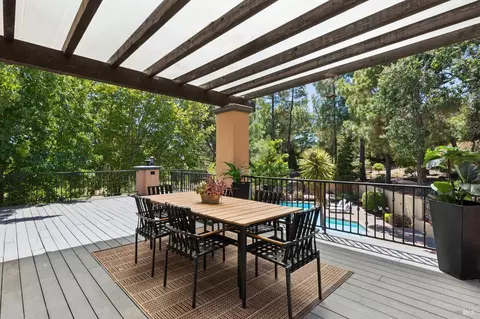 Exterior - 1685 Estee Ave, Napa, CA 94558 photo 9 of 30