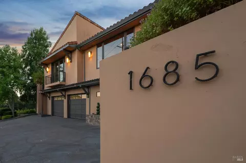 Exterior - 1685 Estee Ave, Napa, CA 94558 photo 30 of 30