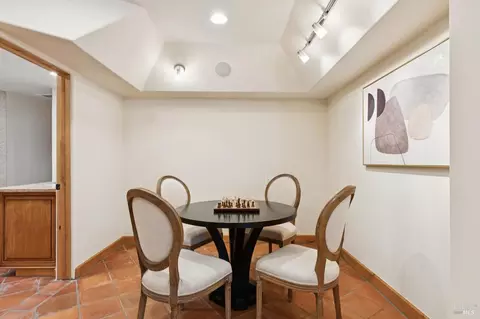 Dining - 1685 Estee Ave, Napa, CA 94558 photo 6 of 6