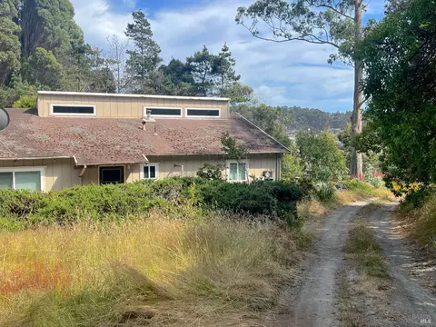 Exterior - 23285 Highway 1, Jenner, CA 95450 photo 9 of 10