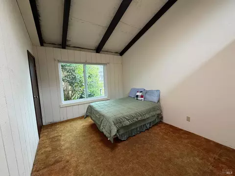 Bedroom - 23285 Highway 1, Jenner, CA 95450 photo 1 of 1