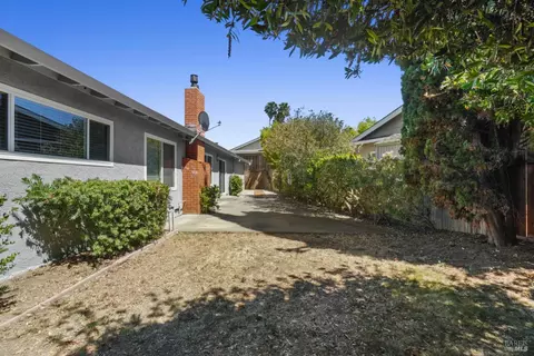 Exterior - 107 Palomar Ln, Vallejo, CA 94591 photo 6 of 6