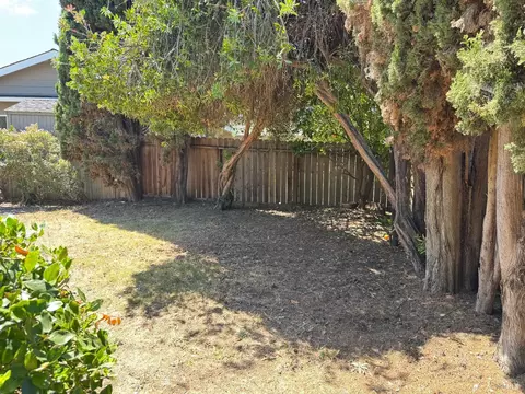 Exterior - 107 Palomar Ln, Vallejo, CA 94591 photo 2 of 9