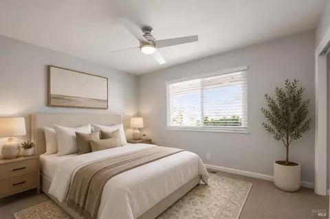 Bedroom - 107 Palomar Ln, Vallejo, CA 94591 photo 2 of 5