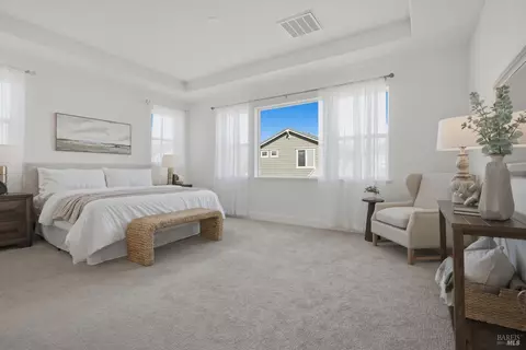 Bedroom - 1588 Nightfall Ln, Fairfield, CA 94533 photo 1 of 4