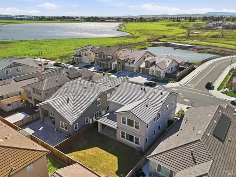 View/Area - 1588 Nightfall Ln, Fairfield, CA 94533 photo 2 of 2