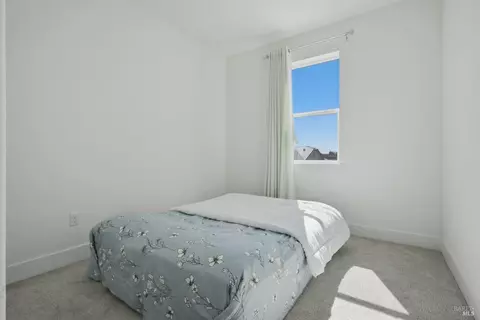 Bedroom - 1588 Nightfall Ln, Fairfield, CA 94533 photo 3 of 4