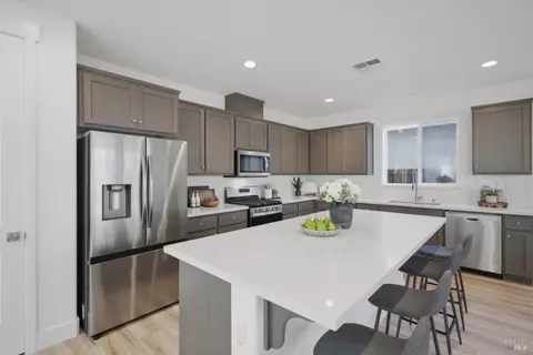Kitchen - 1588 Nightfall Ln, Fairfield, CA 94533 photo 2 of 3