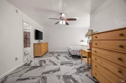 Bedroom - 2710 Cascade Ln, Fairfield, CA 94533 photo 3 of 4