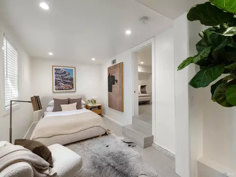 Bedroom - 260 E Blithedale Ave, Mill Valley, CA 94941 photo 1 of 2