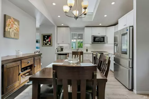 38 Vista Cir, Sonoma, CA 95476 photo 6