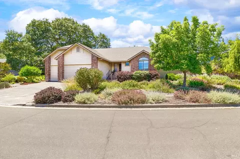426 Woodley Way, Santa Rosa, CA 95409