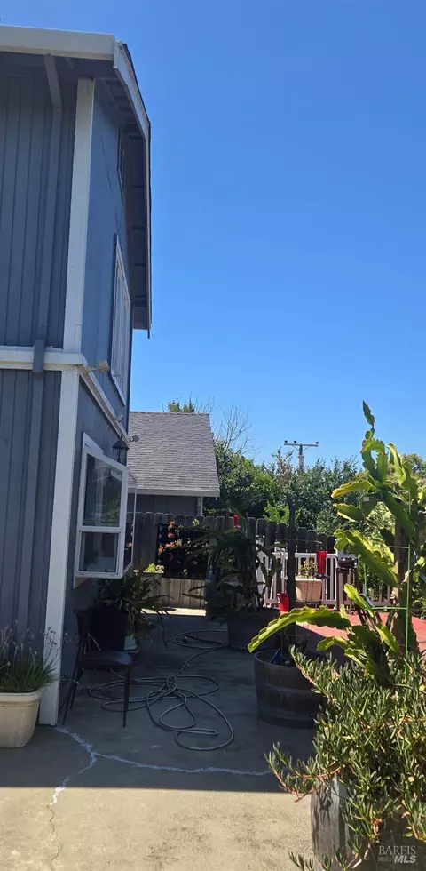 Exterior - 813 Lighthouse Dr, Vallejo, CA 94590 photo 10 of 16