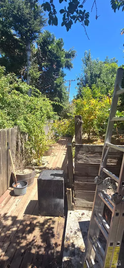 Exterior - 813 Lighthouse Dr, Vallejo, CA 94590 photo 11 of 16
