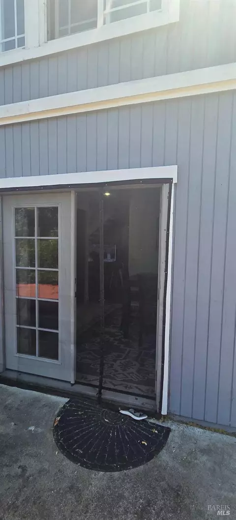 Exterior - 813 Lighthouse Dr, Vallejo, CA 94590 photo 7 of 16