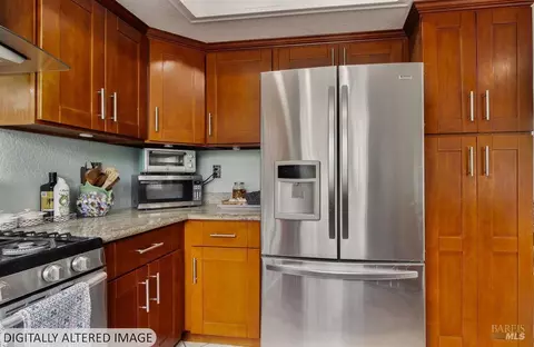 Kitchen - 813 Lighthouse Dr, Vallejo, CA 94590 photo 8 of 11