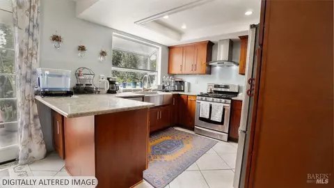 Kitchen - 813 Lighthouse Dr, Vallejo, CA 94590 photo 6 of 11