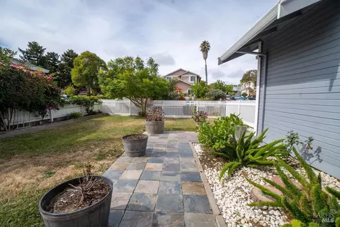 Exterior - 813 Lighthouse Dr, Vallejo, CA 94590 photo 11 of 19
