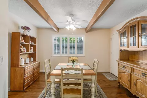 331 E T St, Benicia, CA 94510 photo 6