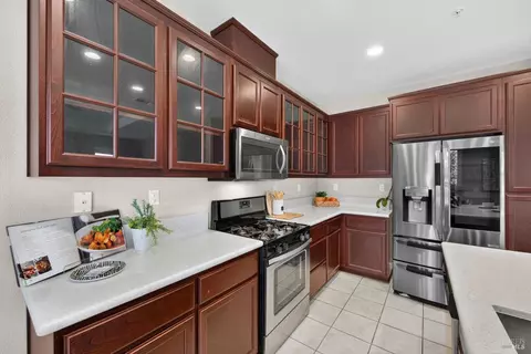 Kitchen - 1211 Eton Ct, Fairfield, CA 94533 photo 2 of 3