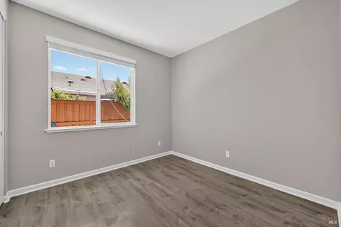 Bedroom - 1211 Eton Ct, Fairfield, CA 94533 photo 5 of 7