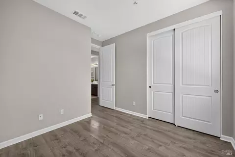 Bedroom - 1211 Eton Ct, Fairfield, CA 94533 photo 6 of 7