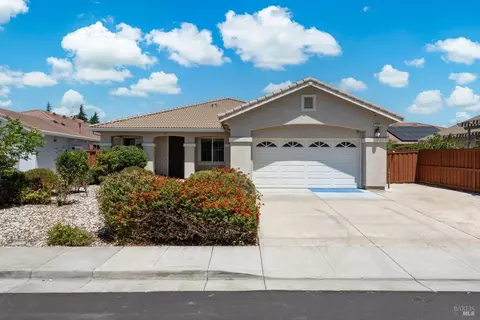 Exterior - 1211 Eton Ct, Fairfield, CA 94533 photo 1 of 11