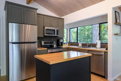 Kitchen - 45512 Sunset Dr, Gualala, CA 95445 photo 1 of 4