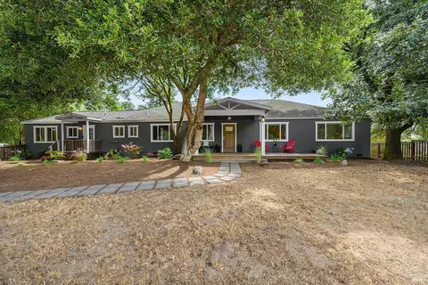 6264 Fredricks Rd, Sebastopol, CA 95472