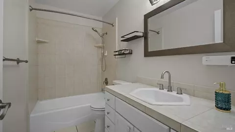 Bath - 850 E Cotati Ave #3, Cotati, CA 94931 photo 1 of 1