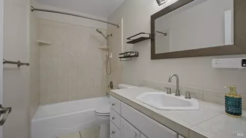 Bath - 850 E Cotati Ave #3, Cotati, CA 94931 photo 1 of 1