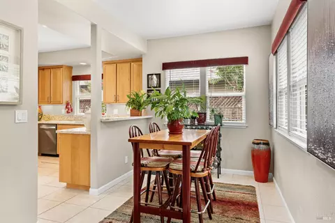 Dining - 110 John Roberts Dr, Cotati, CA 94931 photo 3 of 3