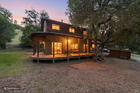 3450 Laytonville Dos Rios Rd, Laytonville, CA 95454