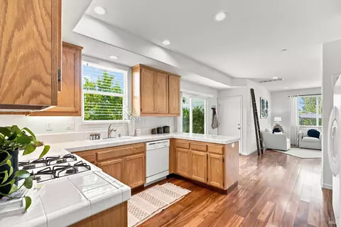 Kitchen - 8009 Ferrari Way, Windsor, CA 95492 photo 1 of 6