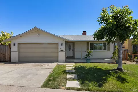 Exterior - 127 Whitecliff Dr, Vallejo, CA 94589 photo 2 of 7