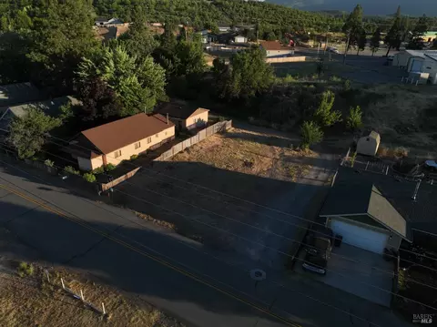 563 Shasta Ave, Weed, CA 96094 photo 7