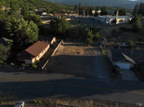 563 Shasta Ave, Weed, CA 96094 photo 10