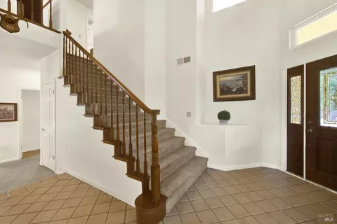 Entry Way - 107 Bald Eagle Dr, Vacaville, CA 95688 photo 7 of 9