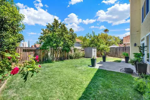 Exterior - 107 Bald Eagle Dr, Vacaville, CA 95688 photo 10 of 11