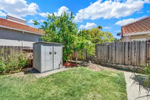 Exterior - 107 Bald Eagle Dr, Vacaville, CA 95688 photo 7 of 11