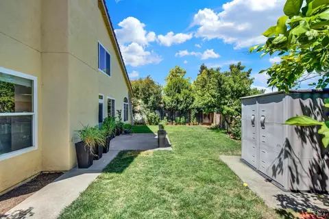 Exterior - 107 Bald Eagle Dr, Vacaville, CA 95688 photo 8 of 11